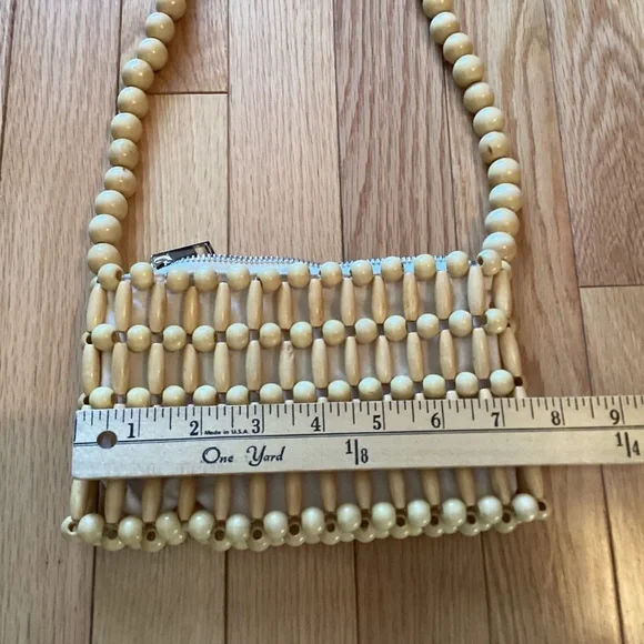 Fun, beaded small bag - Picture 4 of 9